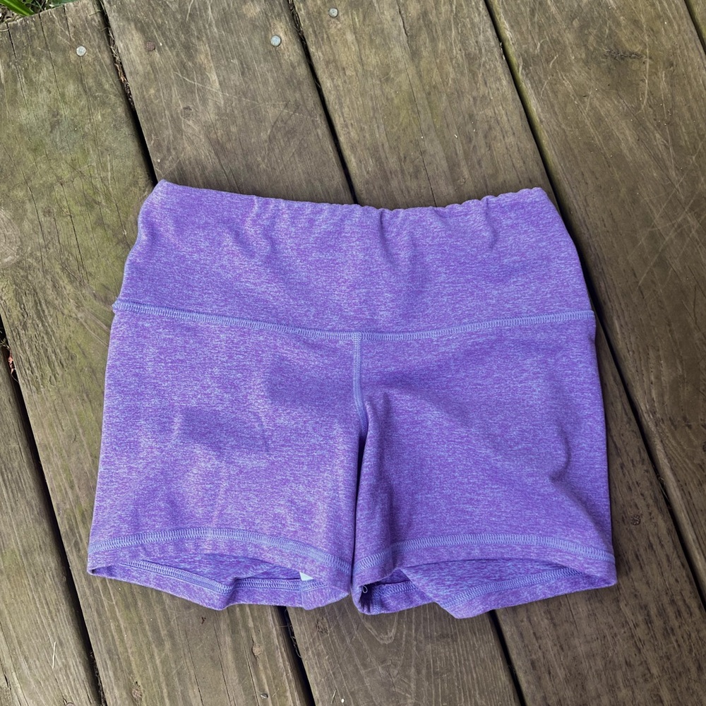 Fleo small purple shorts